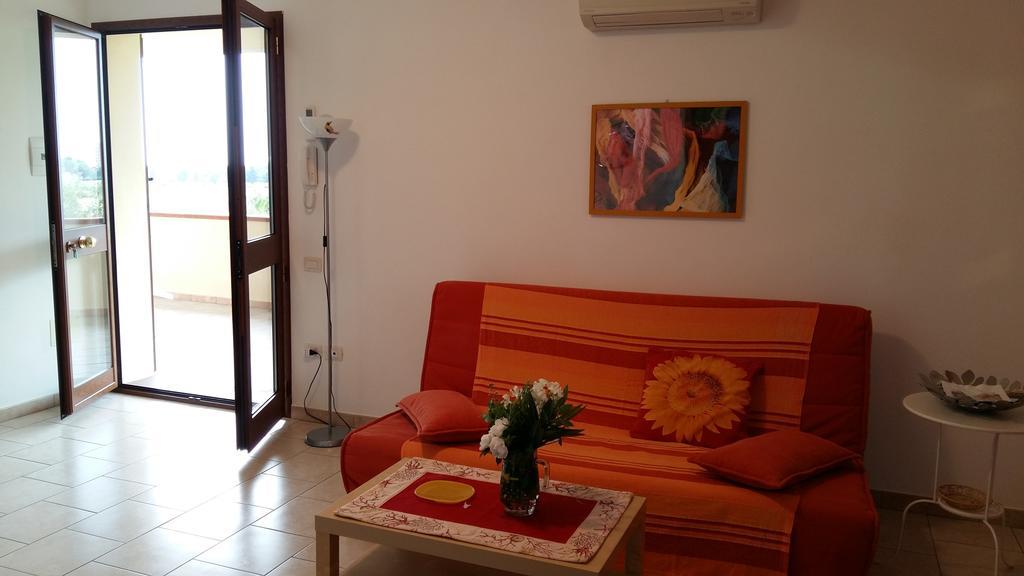 I Papaveri Apartments San Vincenzo Phòng bức ảnh