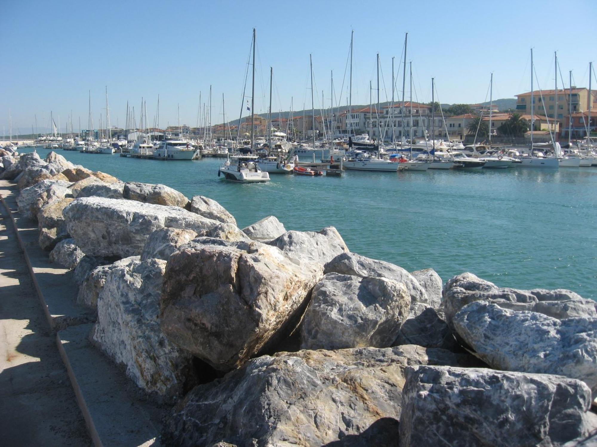 I Papaveri Apartments San Vincenzo Ngoại thất bức ảnh