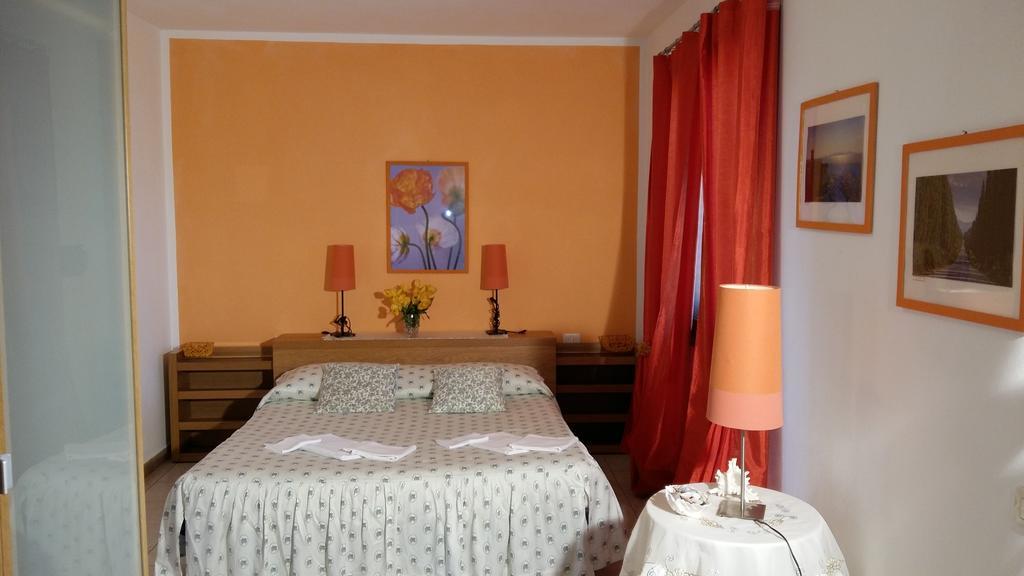 I Papaveri Apartments San Vincenzo Phòng bức ảnh